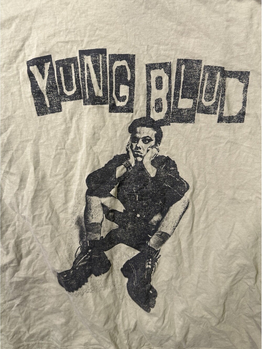 YUNGBLUD H&M Divided Graphic T Shirt Beige Punk Rock Alternative Band Tee